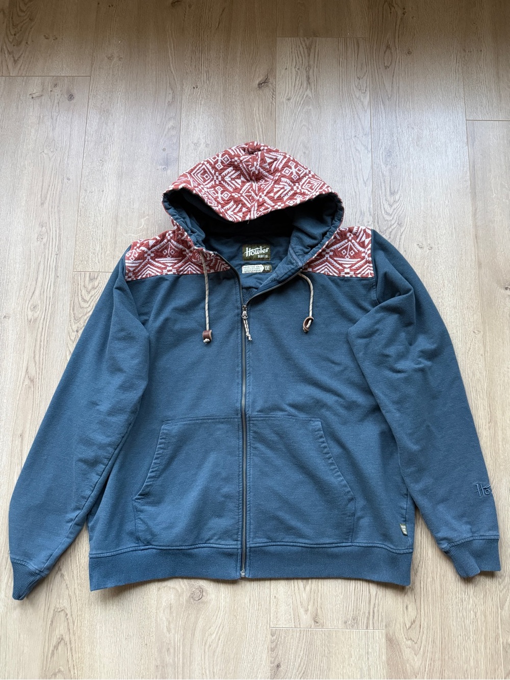 Howler Brothers men’s Navy Zip-Up Hoodie with Rust Patterned Hood XXL